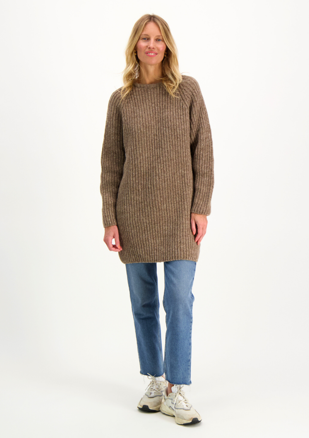 Long rib knit in Finnish sheep wool, beige color, made in Finland