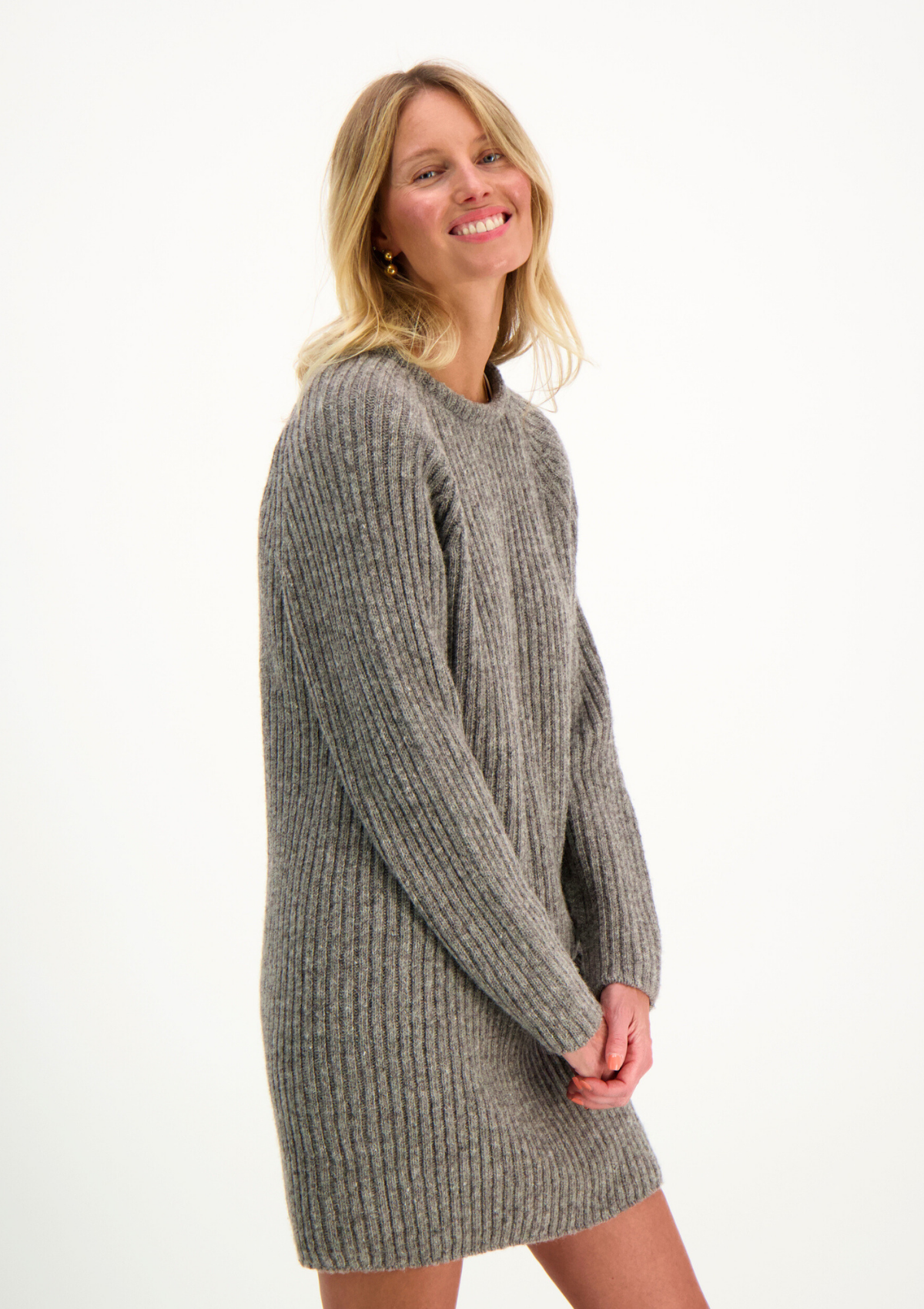 Long rib knit in Finnish sheep wool, grey color, made in Finland