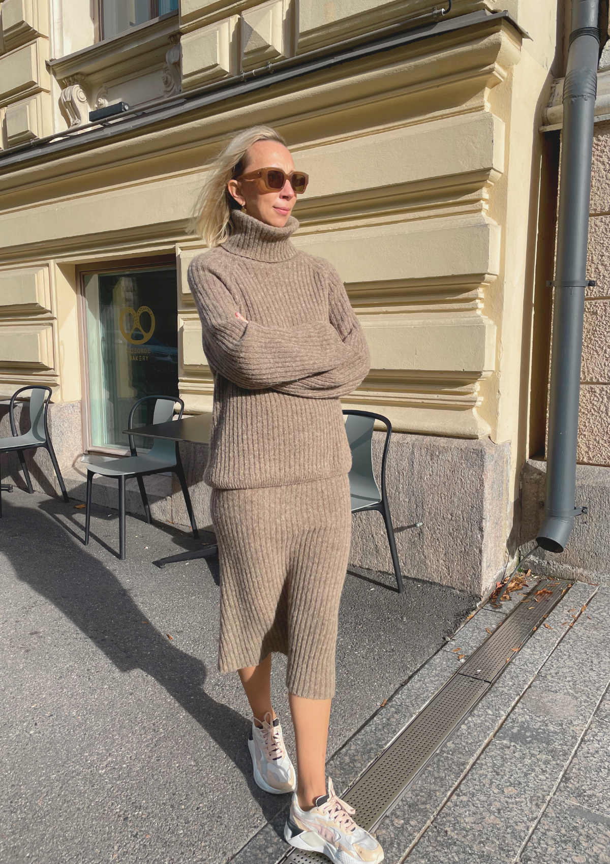 Beige ribbed midi skirt in Finnish responsible sheep wool. Made in Finland.  