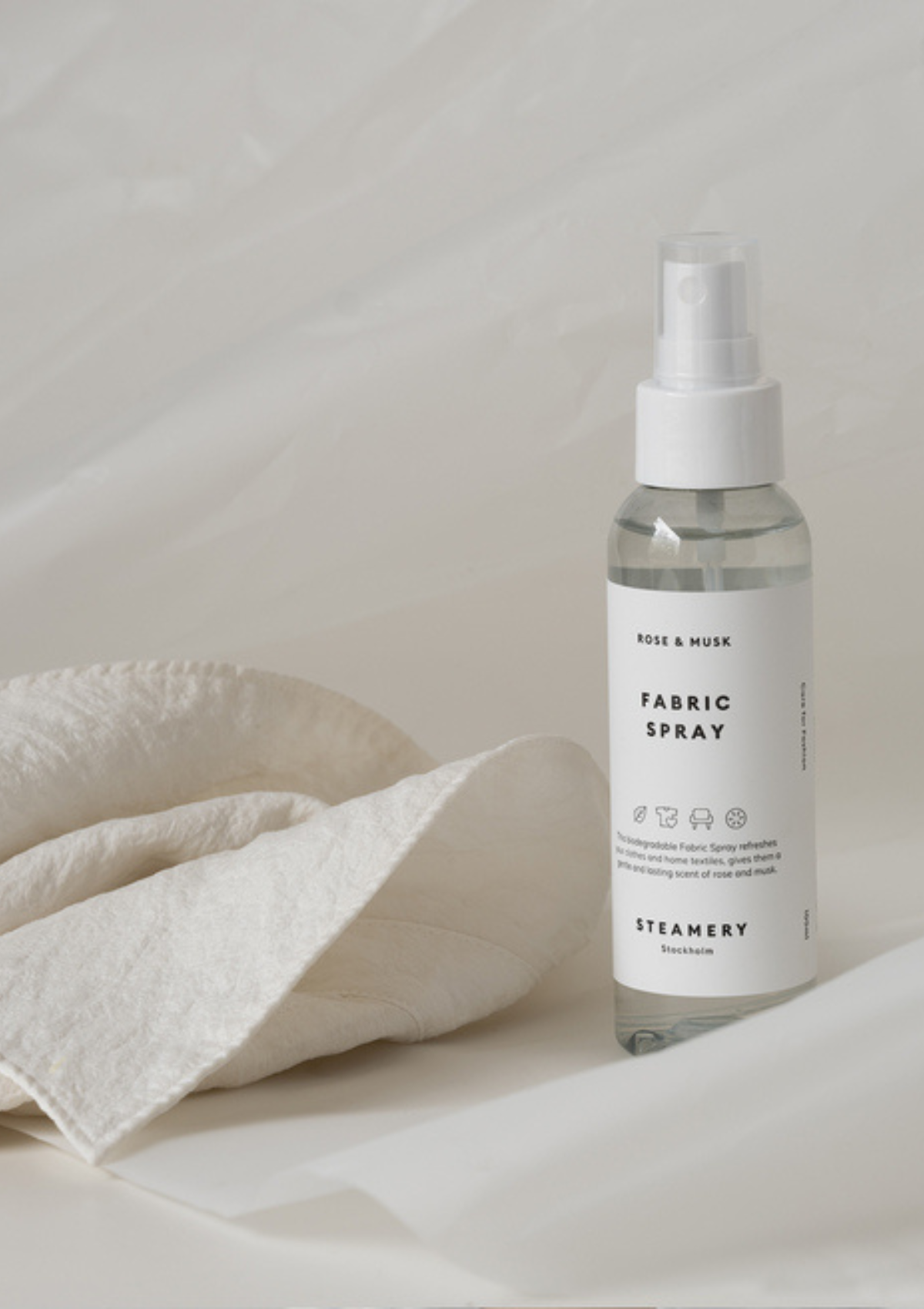 Steamery fabric spray  